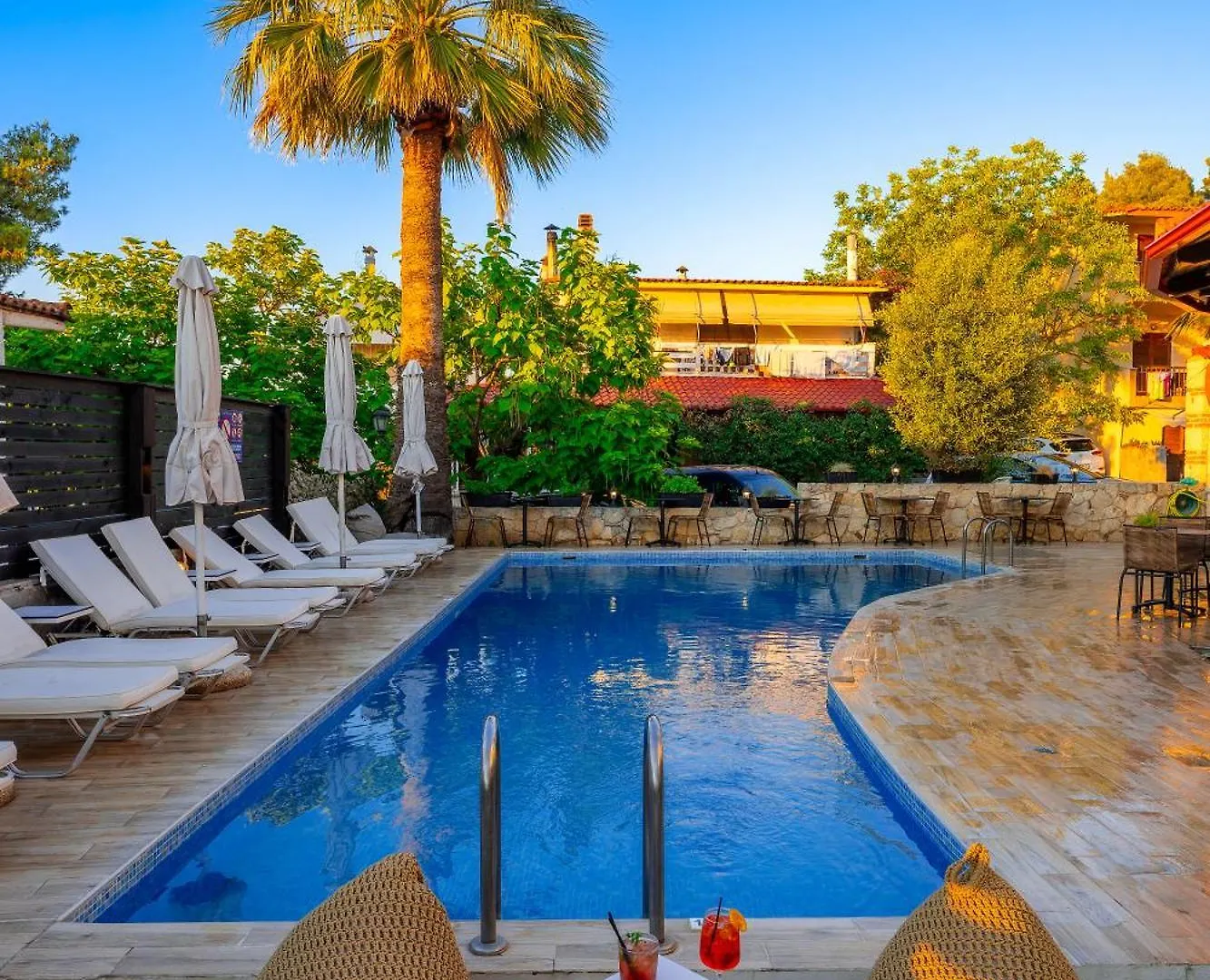 Samel Hotel Siviri 3*,