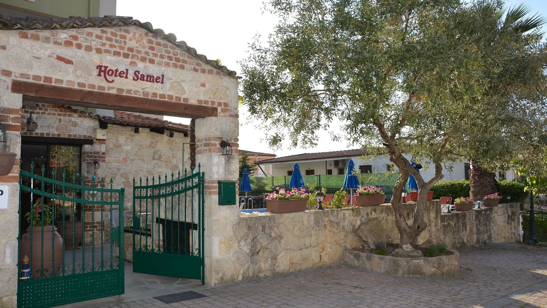 Samel Hotel Siviri